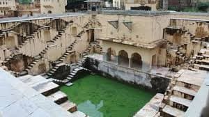 Fatehpur Sikri and Abhaneri Stepwell en route