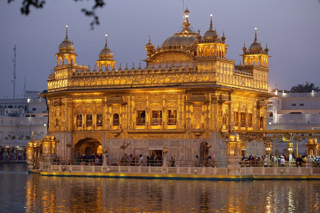 Amritsar Golden Temple & Wagah Border Tour