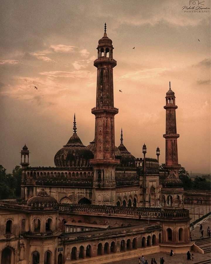 Lucknow Heritage City Tour